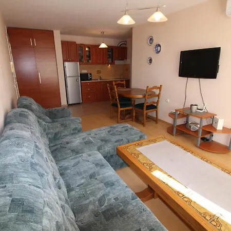 Prestige - Menada Apartman *