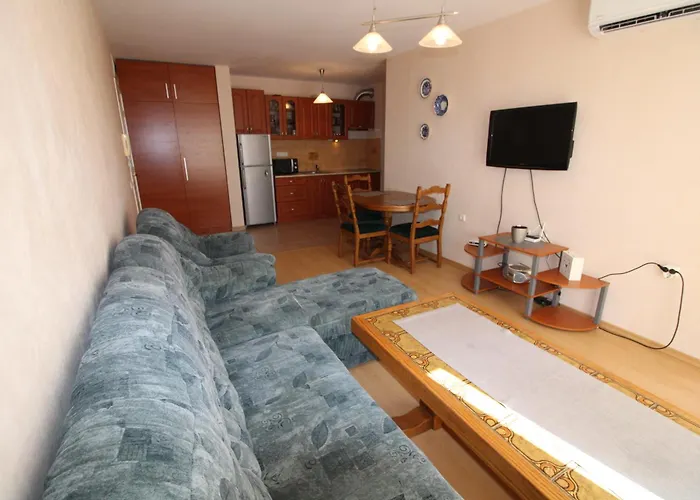 Prestige - Menada Apartment *